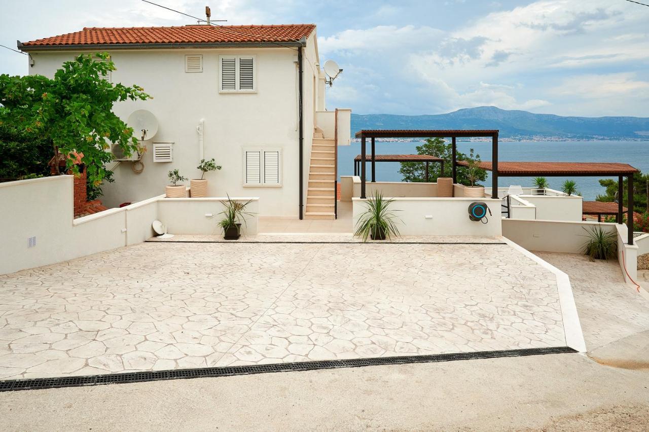 Apartments Ziggy Star สลาทิเน ภายนอก รูปภาพ